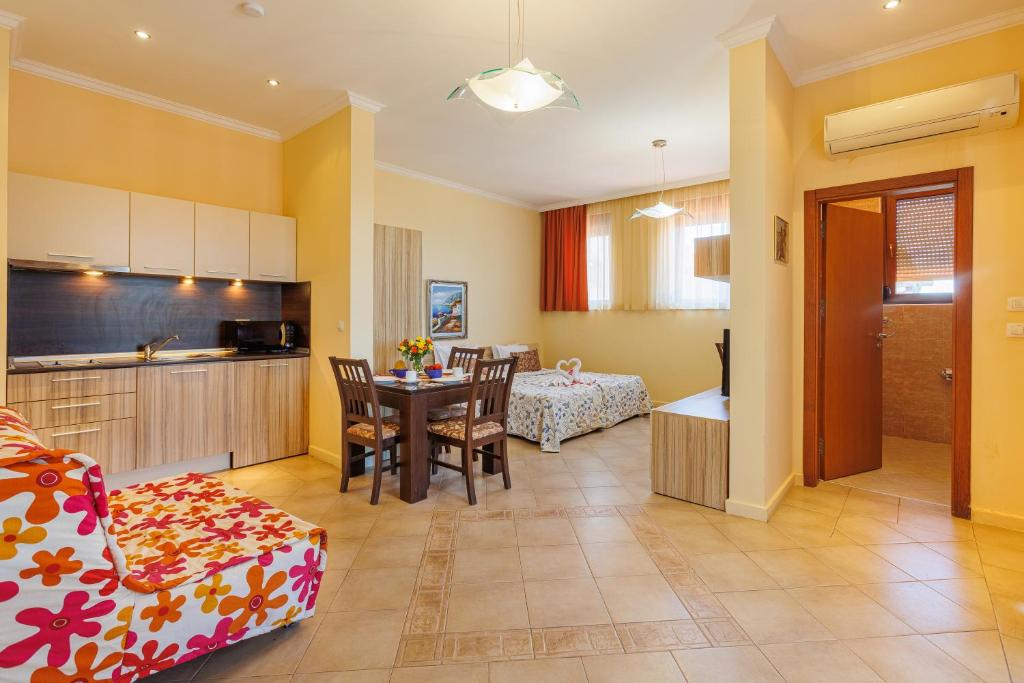 Sozopol Apartment Interior 7
